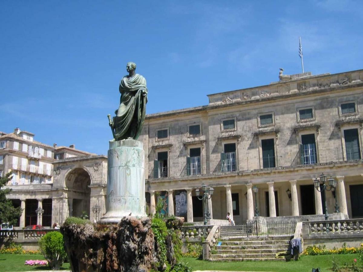 Aay- Best Corfu Town & Sea Apart 2Bedroom Renovated + Lift / Comfy&Design+Wifi エクステリア 写真